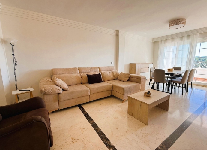 Appartement milieu d’Etage situé à Río Real - 3