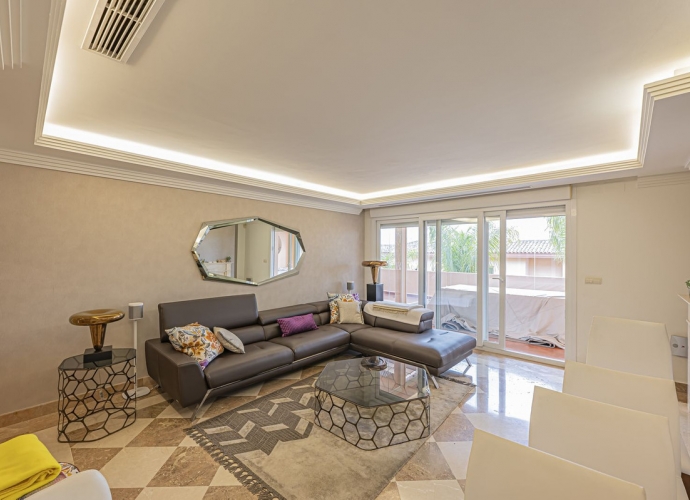 Apartamento Planta Media en Nueva Andalucía - 4