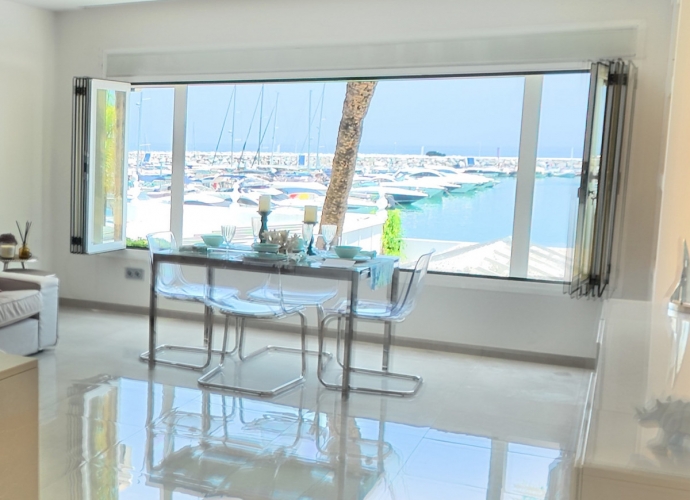 Apartamento Planta Media en Puerto Banús - 1