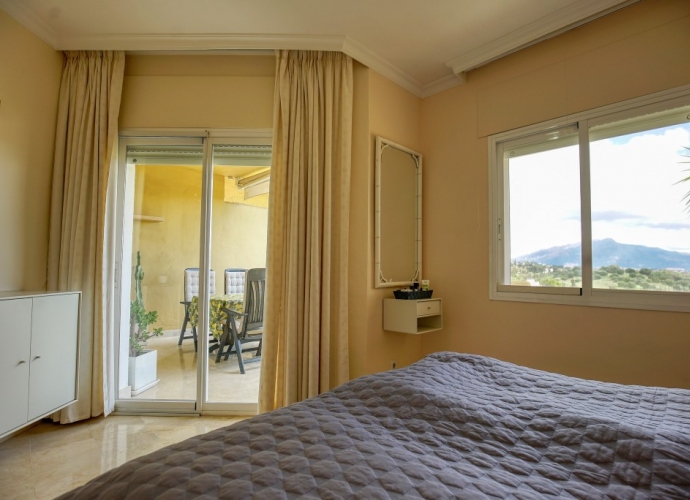 Apartment Penthouse Duplex in Estepona - 2