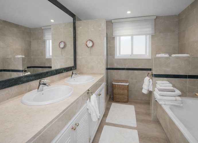 Apartamento Planta Baja en Elviria - 10