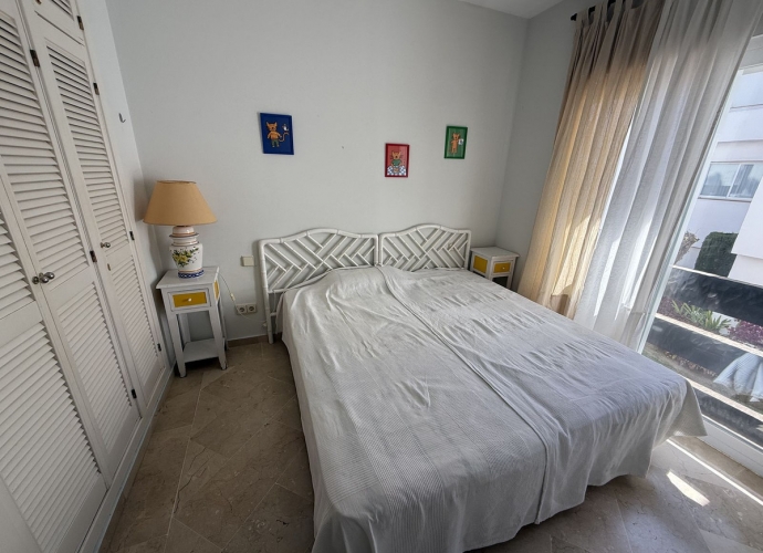 Studio Middle Floor en Costalita - 9