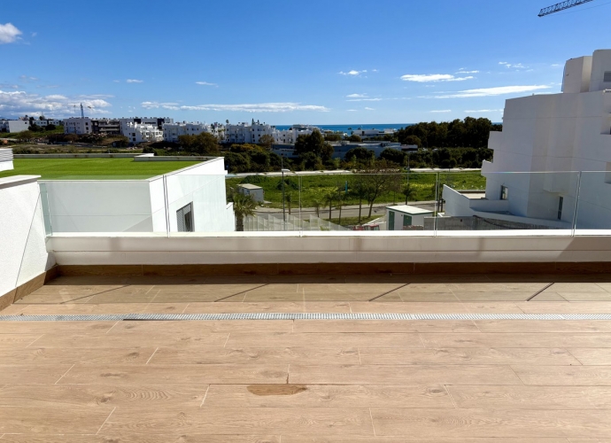 Apartment Ground Floor in Estepona - 2
