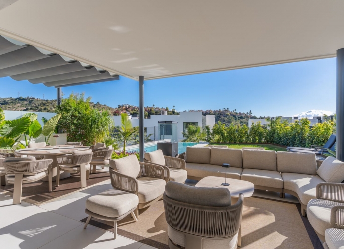 Villa Semi Detached in Santa Clara - 2