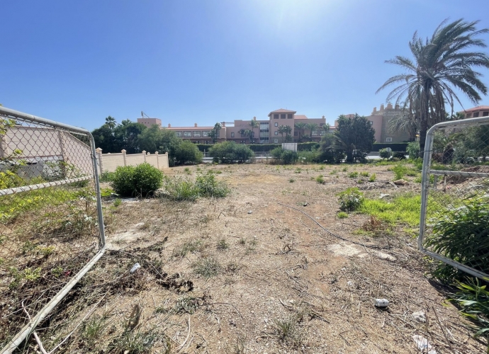 Plot Residential in Estepona - 6