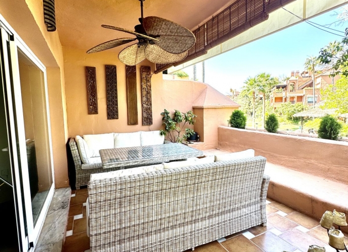 Apartamento Planta Media en Guadalmina Baja - 1