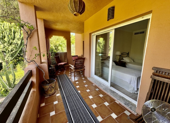 Apartamento Planta Media en Guadalmina Baja - 2