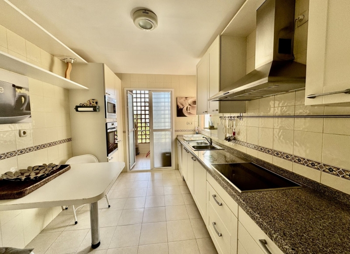 Apartamento Planta Media en Guadalmina Baja - 7