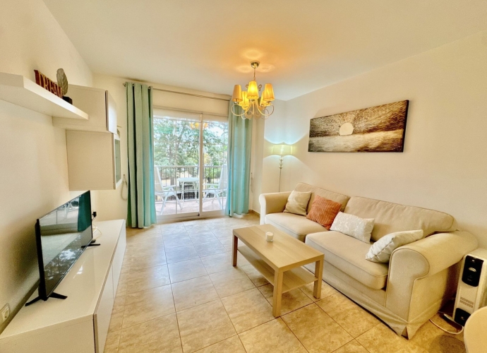 Apartment Middle Floor in Estepona - 1
