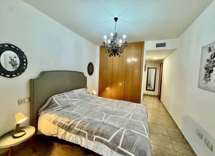 Apartment Middle Floor in Estepona - 10