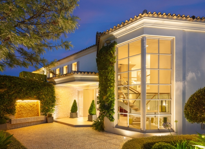 Villa Independiente en Aloha - 3