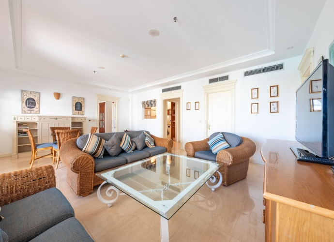 Apartamento Planta Media en Marbella - 7