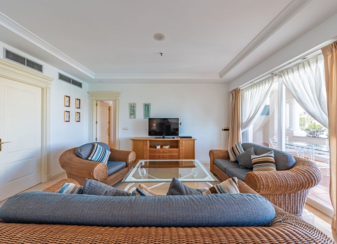 Apartamento Planta Media en Marbella - 8
