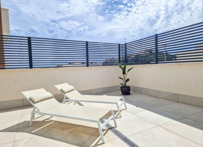 Apartamento Planta Baja en La Quinta - 3