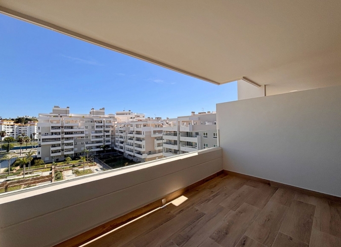 Apartamento Planta Media en Nueva Andalucía - 2