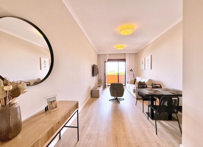 Appartement milieu d’Etage situé à Benahavís - 5