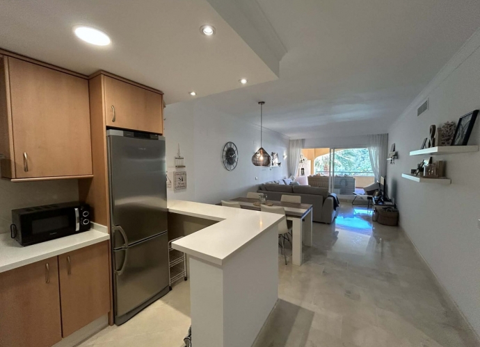 Apartamento Planta Media en Elviria - 10