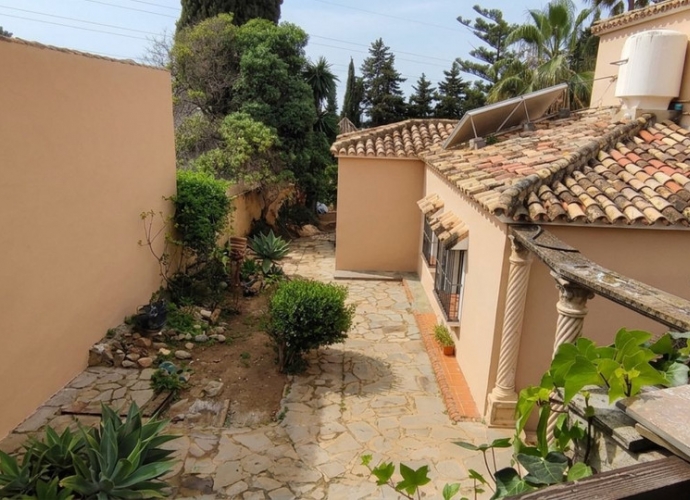Villa Independiente en Río Real - 2