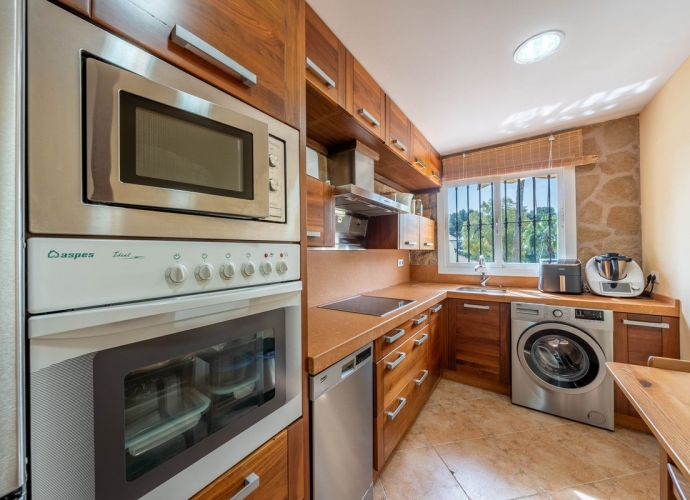 Apartamento Planta Baja en Aloha - 4