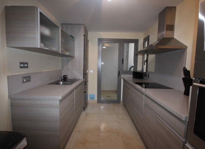 Appartement milieu d’Etage situé à Benahavís - 6