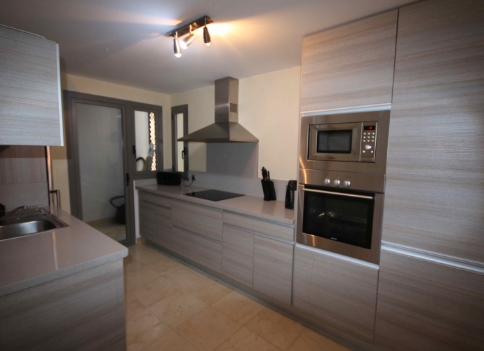Appartement milieu d’Etage situé à Benahavís - 8