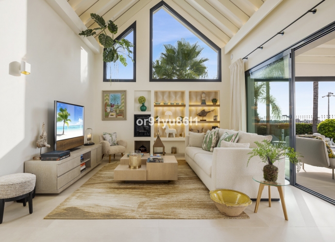 Villa Detached in The Golden Mile - 3