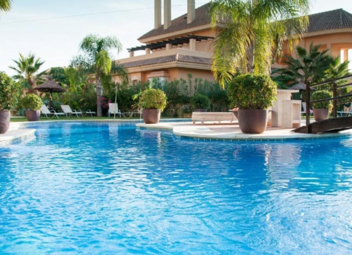 Apartamento Planta Media en Aloha - 3