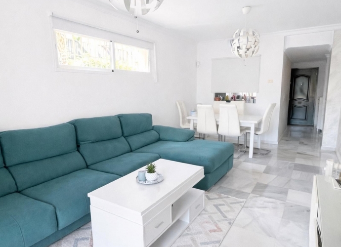 Apartamento Planta Baja en Aloha - 3