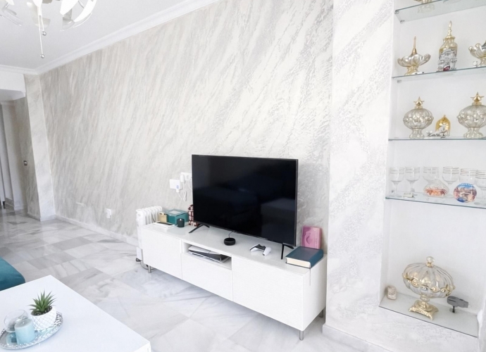 Apartamento Planta Baja en Aloha - 4