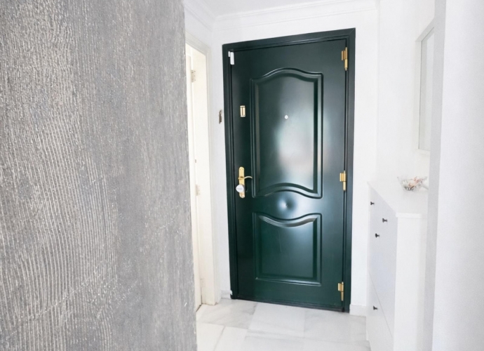 Apartamento Planta Baja en Aloha - 6