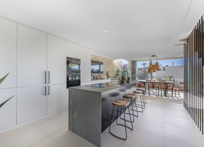 Townhouse Terraced in The Golden Mile - 8