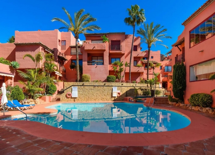 Apartamento Planta Media en Elviria - 3