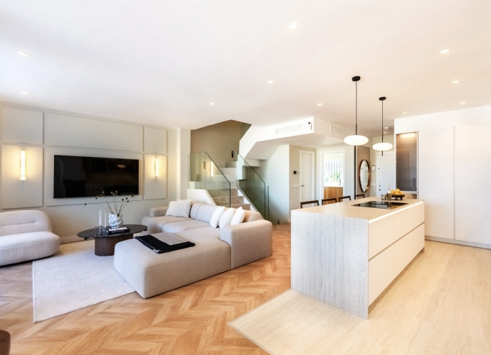 Townhouse Terraced in The Golden Mile - 3