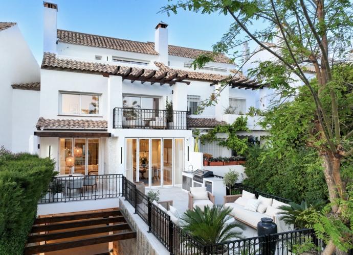 Townhouse Terraced in The Golden Mile - 8