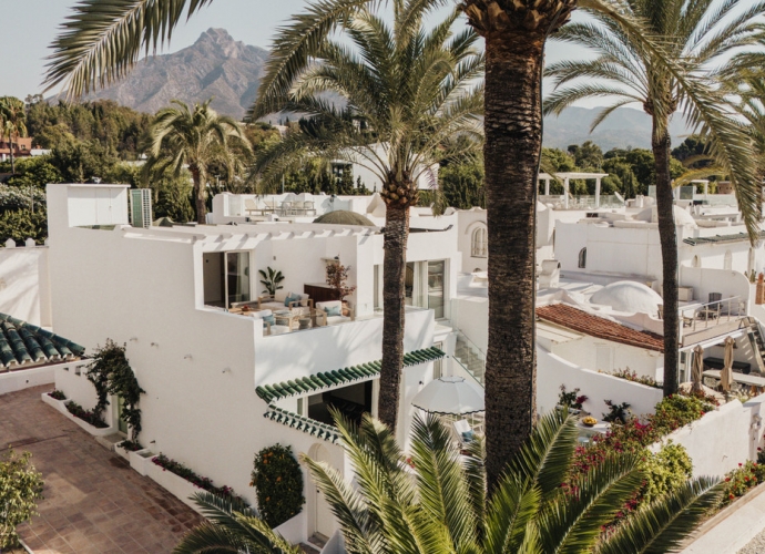 Villa Semi Detached in The Golden Mile - 8