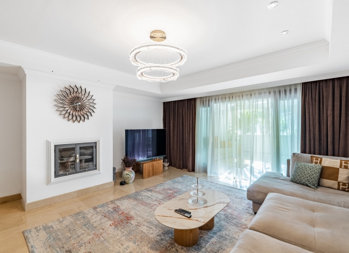 Apartment Ground Floor in The Golden Mile - 6