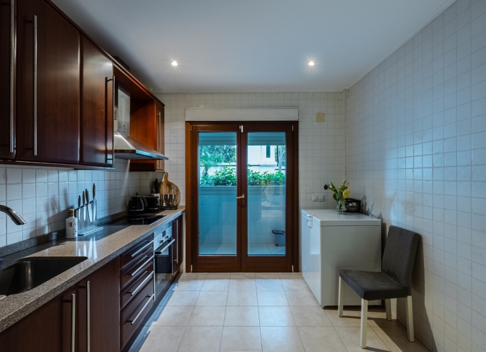 Apartment Ground Floor in The Golden Mile - 10