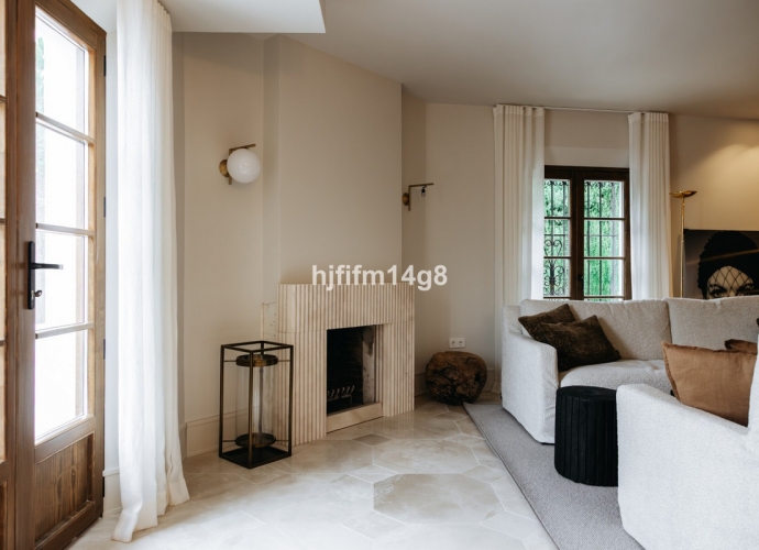 Townhouse Terraced in The Golden Mile - 4