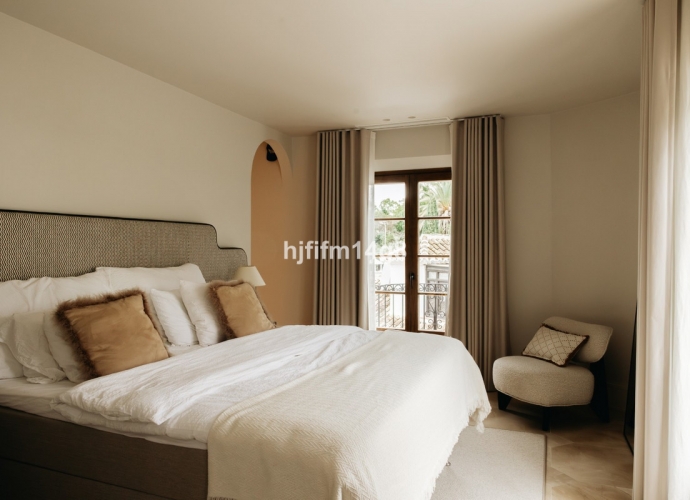 Townhouse Terraced in The Golden Mile - 5