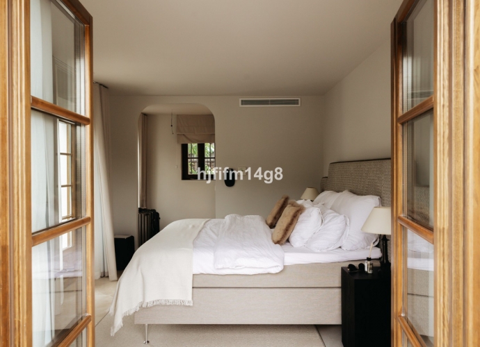 Townhouse Terraced in The Golden Mile - 6