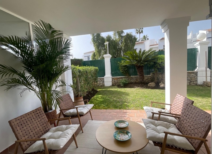 Apartamento Planta Baja en Aloha - 2