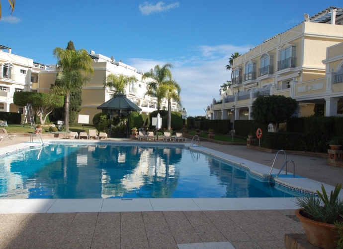 Apartamento Planta Baja en Aloha - 5