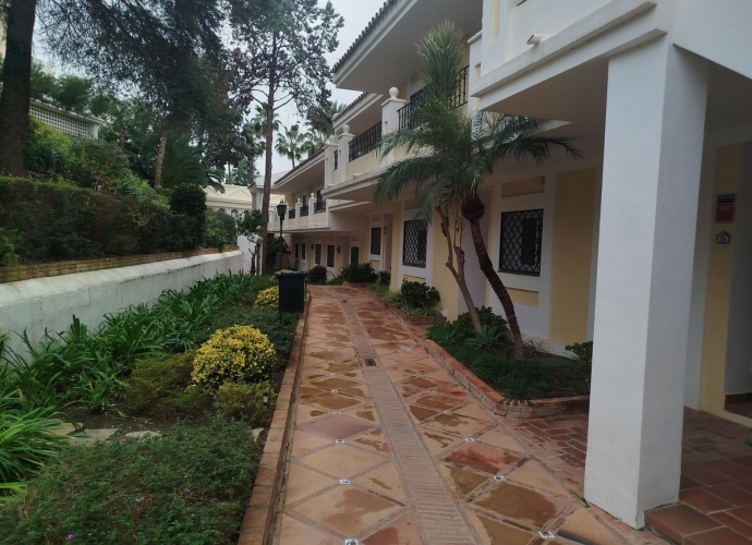 Apartamento Planta Baja en Aloha - 7