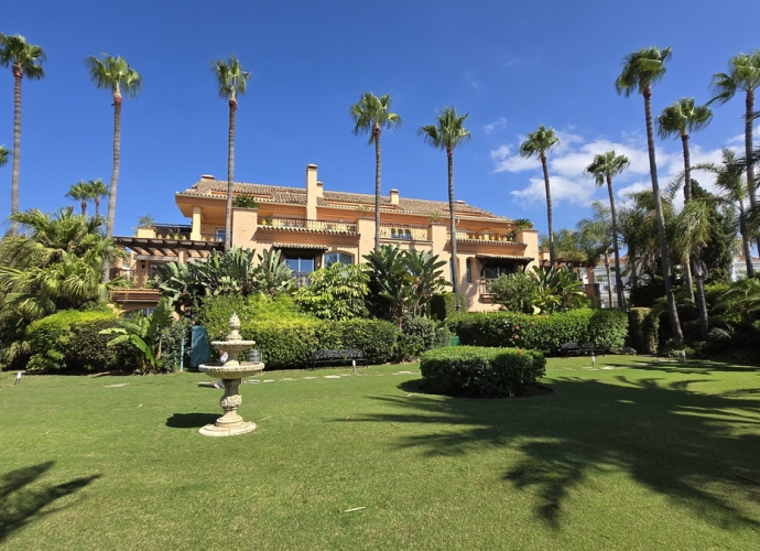 Appartement rez de chaussée situé à Puerto Banús - 1