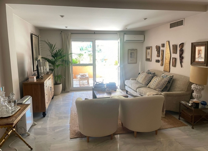 Apartamento Planta Media en The Golden Mile - 3