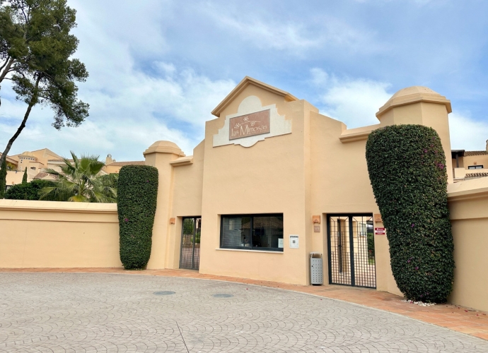 Apartamento Planta Media en Puerto Banús - 1