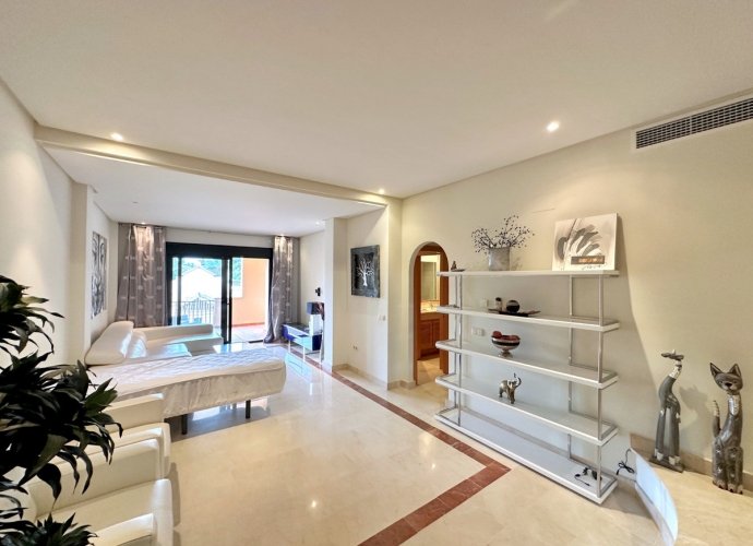 Apartamento Planta Media en Puerto Banús - 4