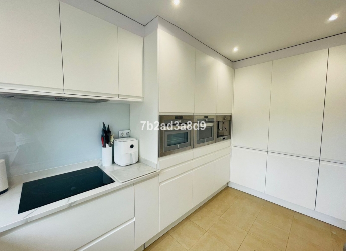 Townhouse Terraced in Bahía de Marbella - 2