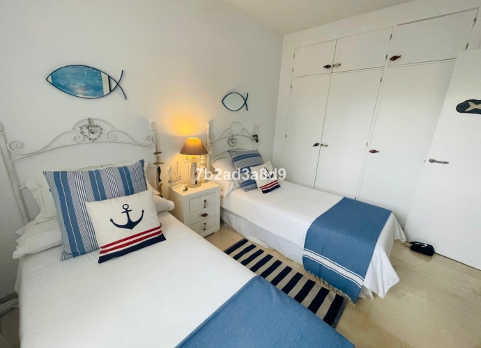 Townhouse Terraced in Bahía de Marbella - 4