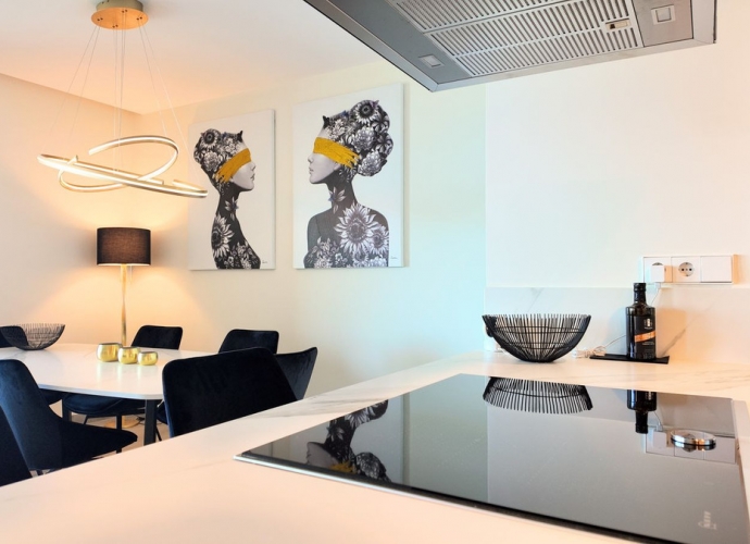 Appartement milieu d’Etage situé à Benahavís - 5